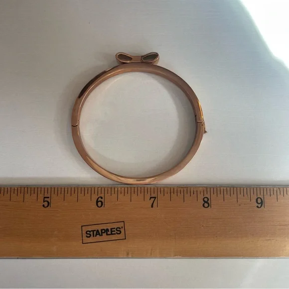 Kate Spade ♠️ Rose Gold Bow Bracelet - Picture 5 of 8